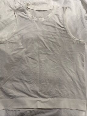 lululemon athletica White Swiftly Women's Muscle Tank